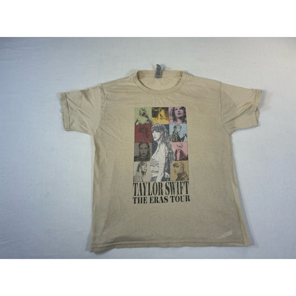 Taylor Swift The Eras Tour Graphic T-Shirt Tan Womens Size M Gildan Concert‎